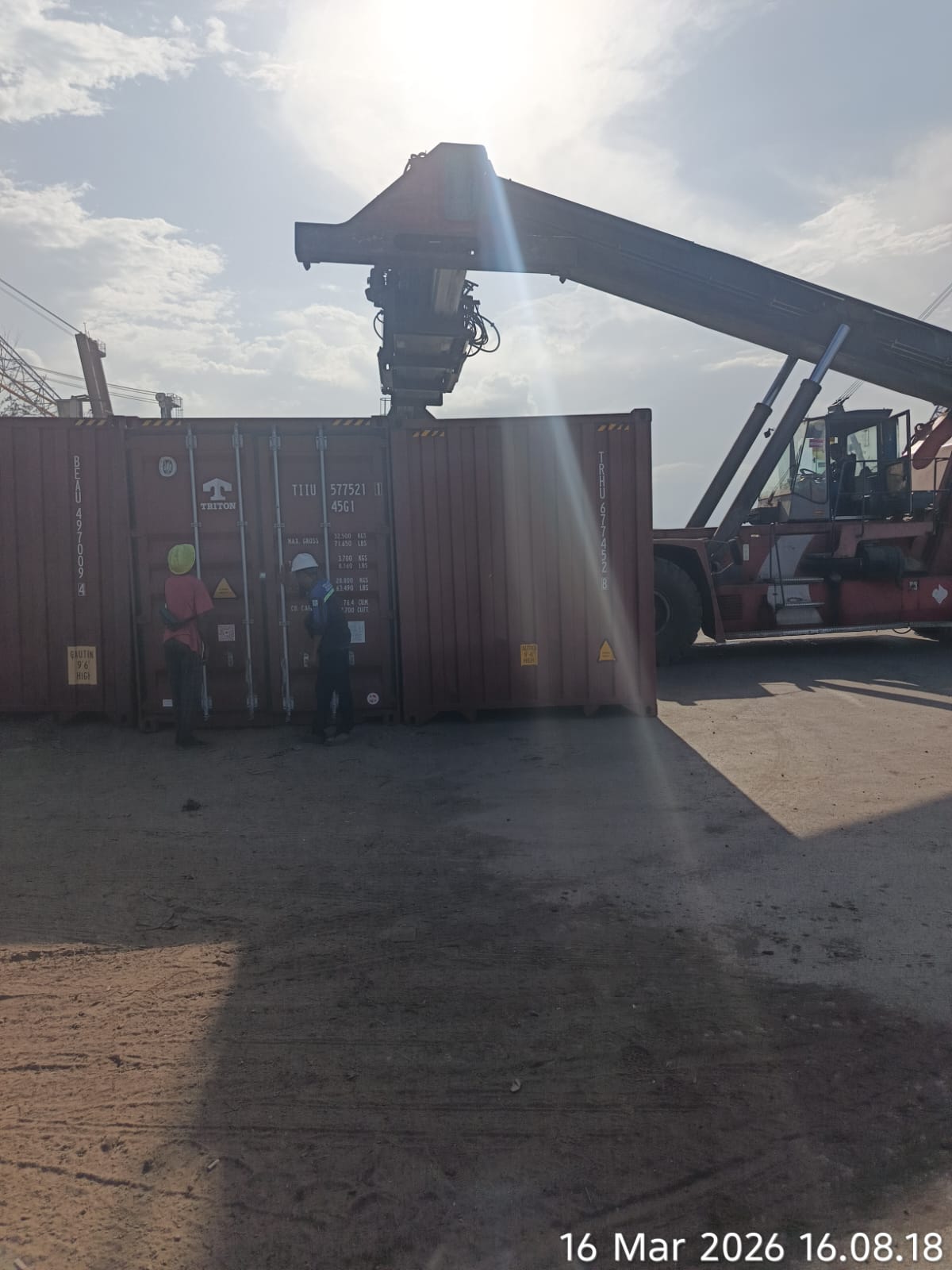 3 UNIT USED WHEEL LOADER FOB SHANGHAI - BATAM - 1