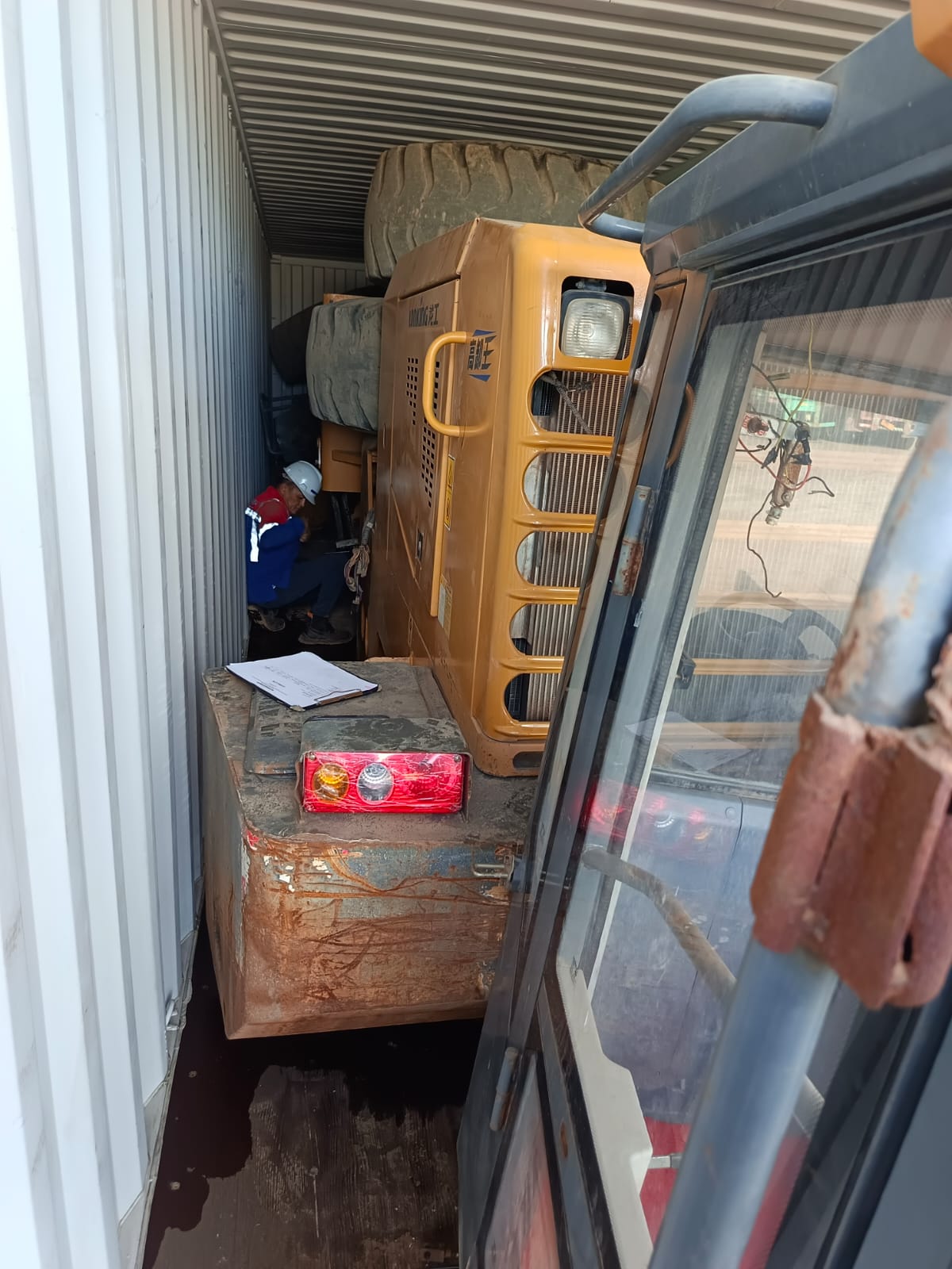 3 UNIT USED WHEEL LOADER FOB SHANGHAI - BATAM - 3